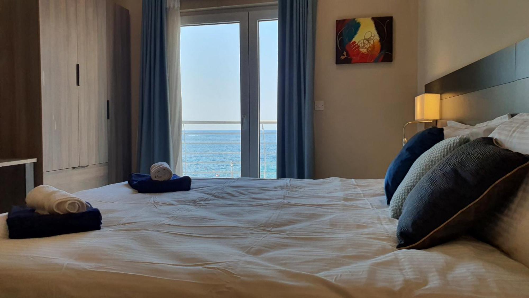 Bay Square Apartments San Pawl il-Baħar Eksteriør bilde